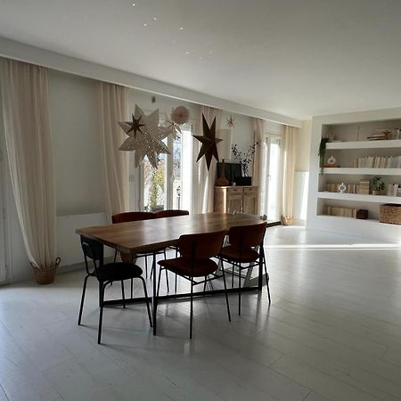 Maison Familiale, Belle Et Moderne Proche De Versailles Et Thoiry Maule Esterno foto