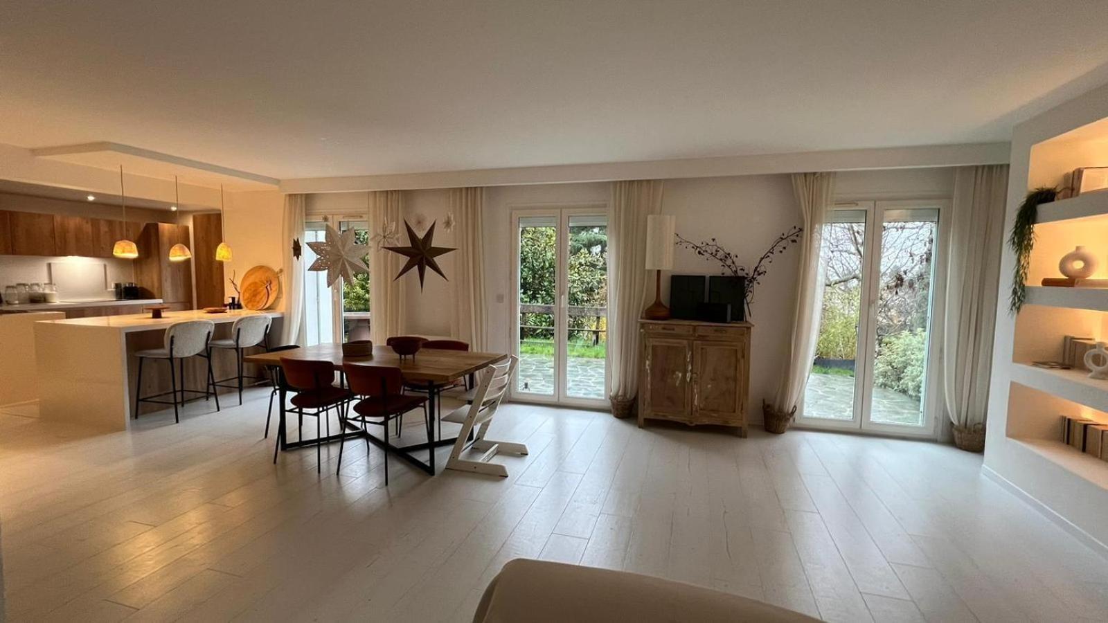Maison Familiale, Belle Et Moderne Proche De Versailles Et Thoiry Maule Esterno foto