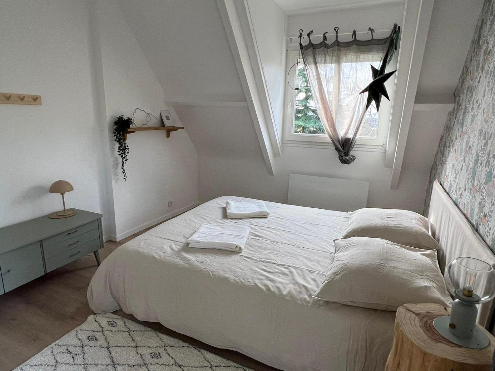 Maison Familiale, Belle Et Moderne Proche De Versailles Et Thoiry Maule Esterno foto