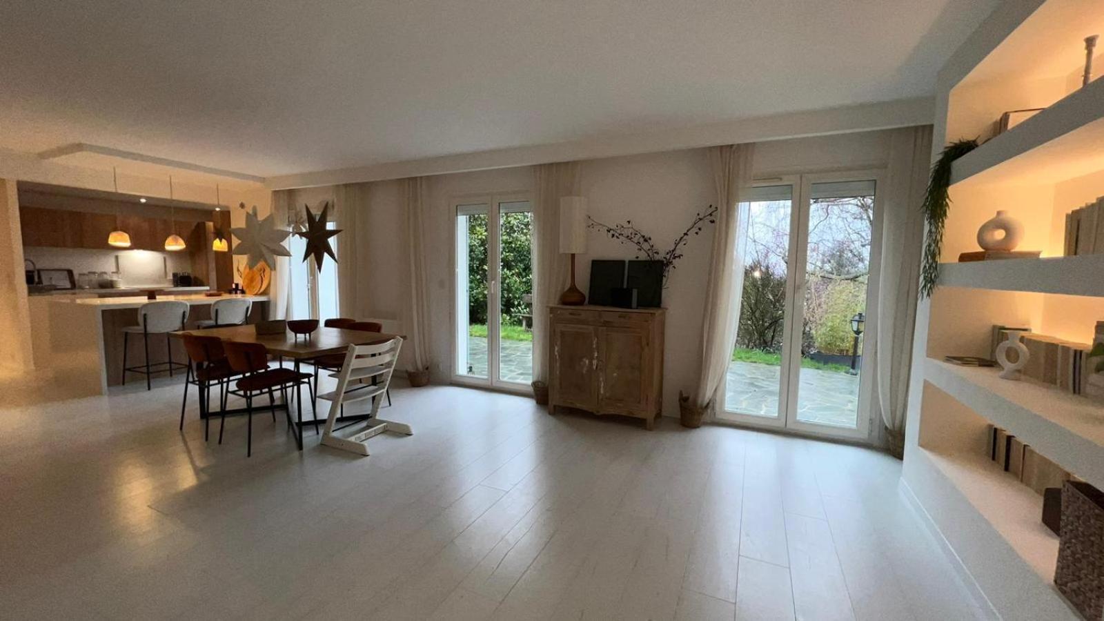 Maison Familiale, Belle Et Moderne Proche De Versailles Et Thoiry Maule Esterno foto
